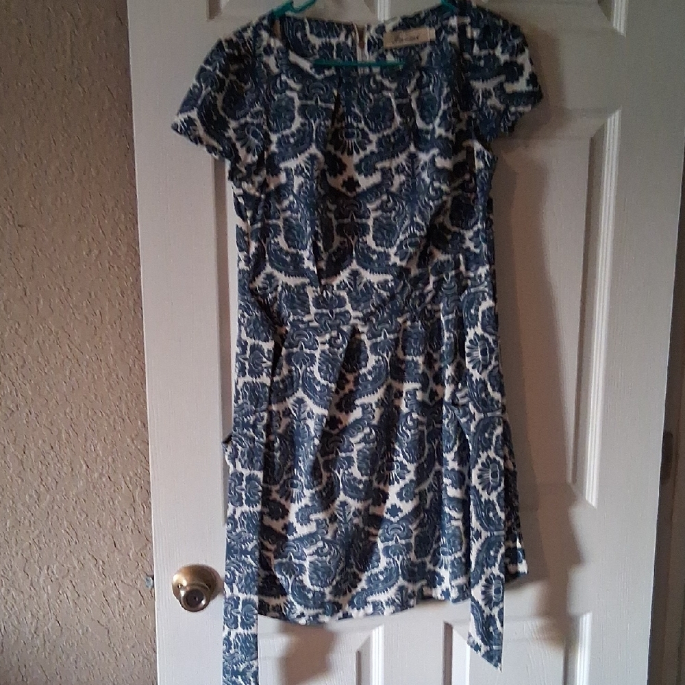 nomi Blue and White Floral Maxi Dress